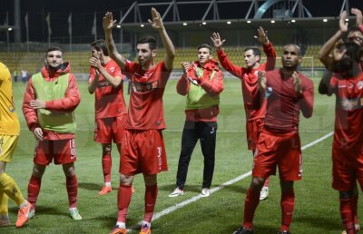 Dinamo se transformă radical » Mai mulţi titulari vor pleca şi au fost deja acontaţi 4 jucători! Cum poate arăta echipa în sezonul viitor