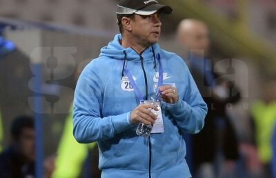 O legendă a Stelei îl sfătuieşte pe Laurenţiu Reghecampf: "Trebuie să fie mai modest"