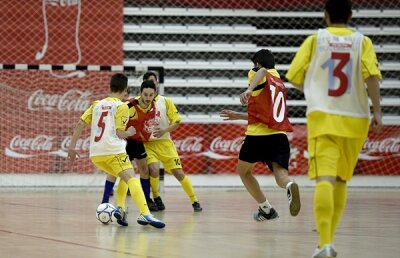 Finala de zece » Mîine începe showul Cupei Coca-Cola. Programul şi motivaţia echipelor din ultimul act