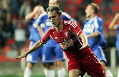 Un meci din Liga B e suspectat de manevre pentru pariuri: ”Aranjaseră să cîştige UTA!”