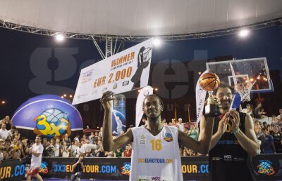 Spectacolul continuă la Bucureşti » Cel mai bun dunker din lume revine la Sport Arena Streetball!