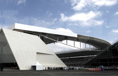 Itaquerao? Improvizao! » Tribună improvizată din schele! Gazda deschiderii turneului e şi acum un şantier