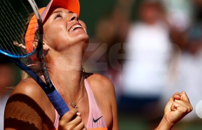 Corespondenţă de la Paris » Faţa care ţipă şi cîştigă » Cum s-a descurcat Simona Halep pînă acum în confruntările cu Maria Şarapova
