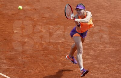 Corespondenţă din Paris, de la Luminiţa Paul » Cît de aproape! Simona Halep, la 2 game-uri de trofeu şi la 2 minute de cea mai lungă finală feminină la Roland Garros din istorie