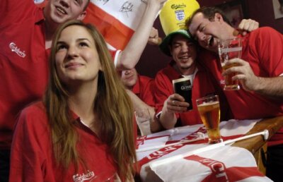 Au semnat contractul pentru Campionatul Mondial » 10 reguli inedite într-un cuplu britanic: "Cînd te strig, fii pregătită pentru 3 lucruri" :D