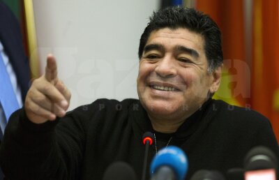 Diego Maradona, atac dur la FIFA şi Sepp Blatter: ”Să se ascundă în baie! Au devorat fotbalul”