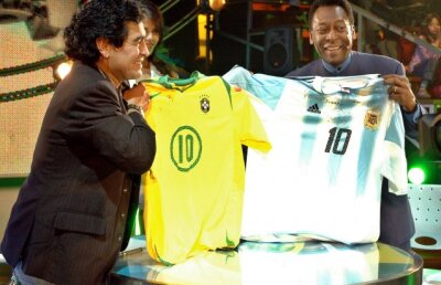 Atac la brazilieni » Neymar şi Messi îi încaieră din nou pe Diego Maradona şi Pele: "Să se întoarcă la muzeu!"