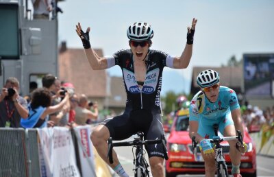 Jan Bakelants cîştigă etapa 6 din Dauphine, după a treia evadare consecutivă. Chris Froome a suferit o căzătură