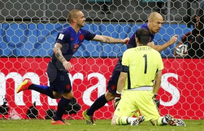 Au avut posesie superioară :) » Cifrele umilinţei spaniole în faţa olandezilor: jucătorii lui Louis Van Gaal au dat kilometrajul peste cap!