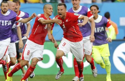 VIDEO + FOTO Elveţia învinge Ecuadorul la ultima fază a meciului!