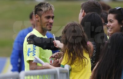 Un blond fabulos » Neymar şi-a schimbat culoarea părului după victoria cu Croaţia