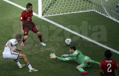VIDEO Deleted! » Fără milă! Thomas Muller a dat de pămînt cu Portugalia lui Cristiano Ronaldo