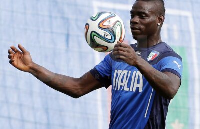 Arsenal insistă pentru Mario Balotelli, AC Milan i-a stabilit preţul » Ce jucător cer la schimb italienii