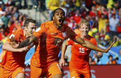 Geambaşu după calificarea Olandei de pe primul loc în grupa B » Heirup, heirup, ca stînci de Fer!