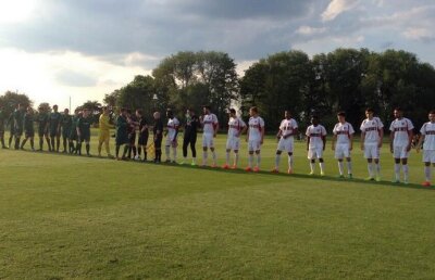 Distracţie la debut » Dinamo a cîştigat lejer primul amical al verii, 5-0 cu Cheadle Town