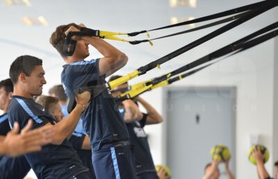 FOTO Prea buni pentru TRX » Steliştii se antrenează cu zîmbetul pe buze, chiar şi după trei eşecuri din tot atîtea amicale
