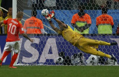 VIDEO+FOTO În ciuda Braziliei » Rivalii argentinieni înving Olanda, 4-2 la penalty-uri, şi vor juca finala cu Germania!
