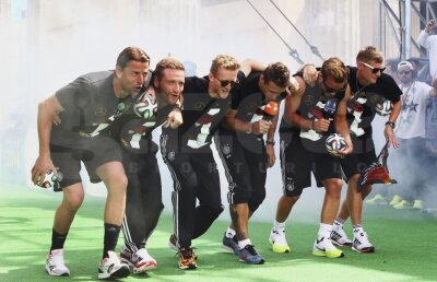 Cotidianul berlinez Tagesspiegel îi face praf pe campionii mondiali pentru replica "dansatorilor gauchos": "Megacretinii"