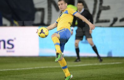 A semnat cu o nou-promovată! » Ianis Zicu va lupta să se salveze de la retrogradare
