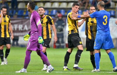 Petrolul acuză: "E mîna Stelei!" » Mari probleme pentru ploieşteni! FC Braşov a depus contestaţie în "cazul Pecanha": "E clar! 100% luăm 3 puncte"