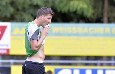 Uite transferul, nu e transferul! Mihai Costea rămîne la Steaua după ce Zawisza Bydgoszcz nu l-a mai primit