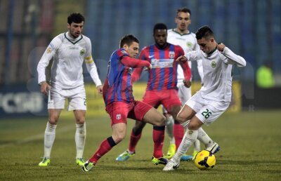 Le merge bine cu noul patron » Rapid a perfectat astăzi cel de-al şaselea transfer