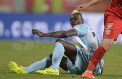 Cornel Dinu l-a scos de la inimă pe Ousmane N'Doye: "E un vrăjitor african de care România n-are nevoie" :S