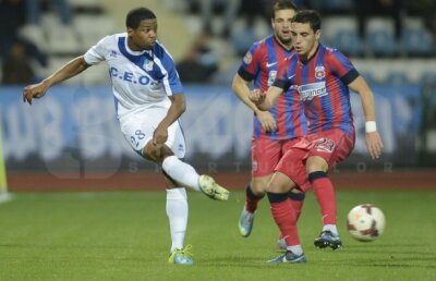 Nicandro Breeveld vrea să se lămurească odată situaţia sa: "Mi-e greu să mă concentrez!"