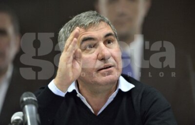 Gheorghe Hagi şi Bogdan Stelea au vorbit pentru prima oară după demisia lui "Arnold" de la Viitorul