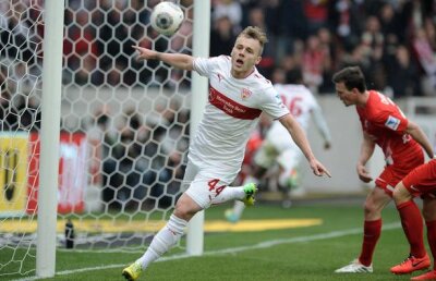VIDEO Gol spectaculos pentru Alex Maxim în prima etapă din Bundesliga » Ovidiu Herea a marcat şi el pentru Sion