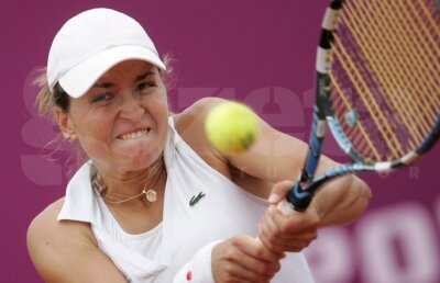 Alexandra Dulgheru a fost învinsă de Maria Şarapova la US Open