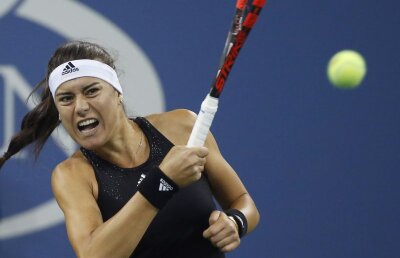 Stop-joc » Sorana Cîrstea a pus presiune pe Eugenie Bouchard, dar a pierdut în 3 seturi!