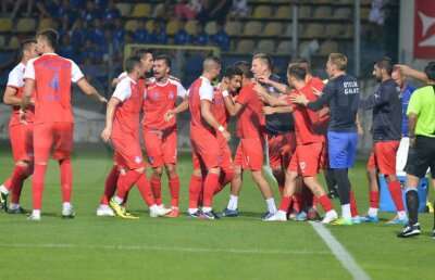 VIDEO Surpriză la Galaţi » Oţelul obţine prima victorie a sezonului, 2-0 cu Rapid