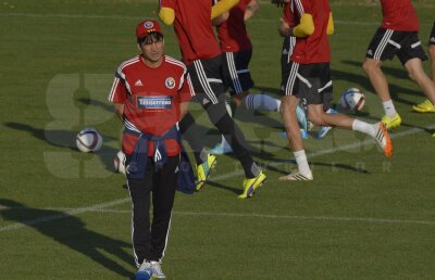 Arabii vin la Piţi » Presa saudită susţine că selecţionerul României s-a înţeles cu Al Ittihad