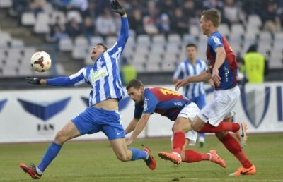 VIDEO U Cluj - CS U Craiova 0-2 » Fanii i-au strigat numele lui Mihai Teja şi demisia lui George Ogăraru