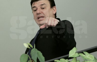 Basarab Panduru interpretează refuzul lui Gigi Becali de a-l angaja pe Daniel Prodan: "Steaua n-are încredere în Gâlcă!"