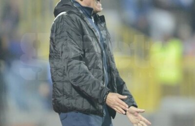 Pandurii continuă războiul cu Robert Dumitru şi a făcut plîngere la CCA: "Manieră tendenţioasă de arbitraj!"
