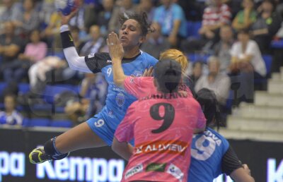 Diferenţa Pessoa » Salvată de portar, CSM Bucureşti s-a impus în meciul cu Corona Braşov, scor 25-19