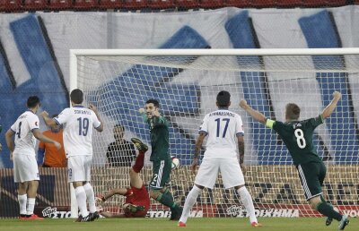 VIDEO Raid prin ruinele Eladei » Irlanda de Nord mai bifează o surpriză, 2-0 cu Grecia, şi rămîne liderul grupei