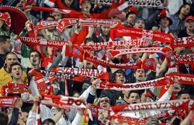 VIDEO Cornel Dinu, mesaj plin de emoţie pentru a atrage ”cîinii” la Naţional Arena pentru Derby de România