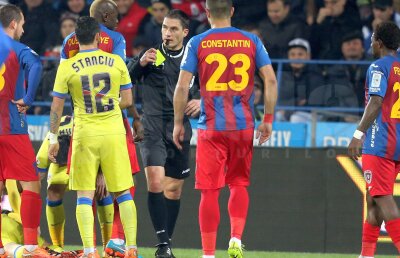 FOTO + VIDEO Isvan Kovacs şi-a bătut joc de meciul de la Tîrgu Mureş! Steaua pierde în deplasare după 699 de zile