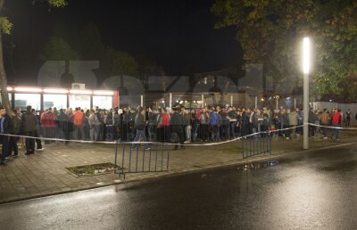 Mai sînt 8.000 de bilete! » Steaua - Dinamo s-ar putea disputa cu casa închisă