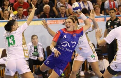 HCM Baia Mare, învinsă de Larvik, 23-24, în al treilea meci din grupele Ligii Campionilor