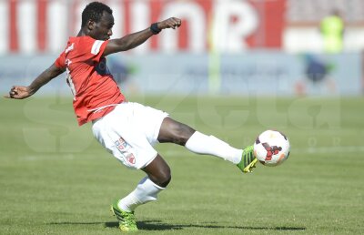 Mansaly Boubacar dezvăluie cum a reuşit Ionel Dănciulescu să îi motiveze din nou: ”Jucăm fără stres”