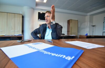 Emil Săndoi şi-a avertizat jucătorii de la CSU Craiova: ”Atenţie la moldoveni, sînt periculoşi!”