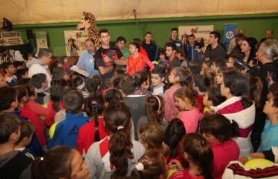 Cu cizmuliţele la fileu! Simona Halep şi Horia Tecău le-au oferit copiilor un cadou superb de Moş Nicolae