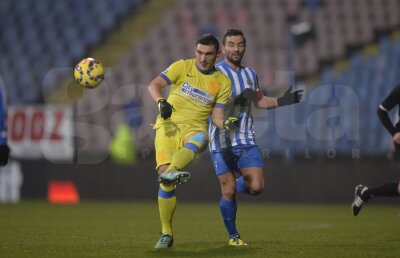 VIDEO Steaua ascunsă după leucoplast » Lukasz Szukala a adus un 1-0 tîrziu cu CSMS Iaşi, însă jocul Stelei a scîrţîit din nou