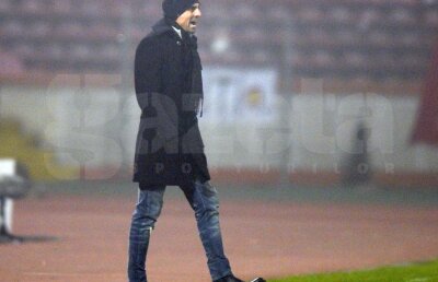 Ionel Dănciulescu savurează calificarea în semifinalele Cupei Ligii: "Am încercat s-o ajut pe Dinamo, lăsaţi-ne să ne bucurăm"