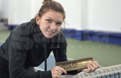 Sportiva anului, Simona Halep, se amuză după primirea trofeului din partea Gazetei: "S-ar putea să-mi cadă rafturile!"