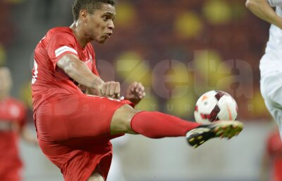 Alertă în apărare! » Dinamo a luat doar doi fundaşi centrali în cantonamentul din Antalya